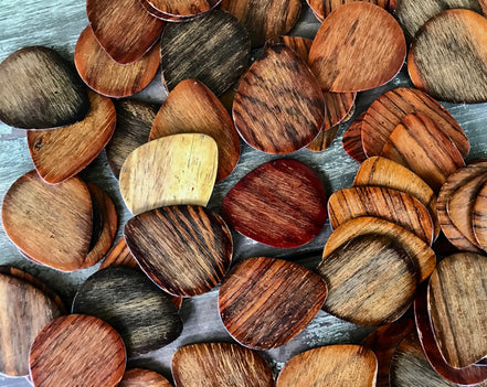 Rosewood Guitar Picks (8 Picks)